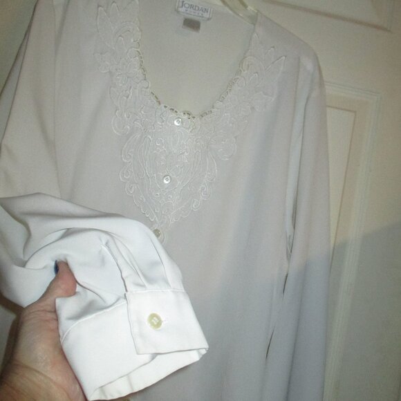 Shirt: “Jordan Woman” Sz:24W, Button Down, Round Collar, Long Sleeve, Off White - Picture 2 of 12